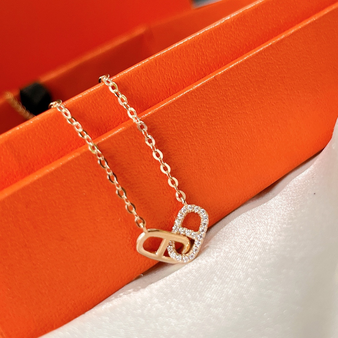 H**me5 pig nose double-ring necklace