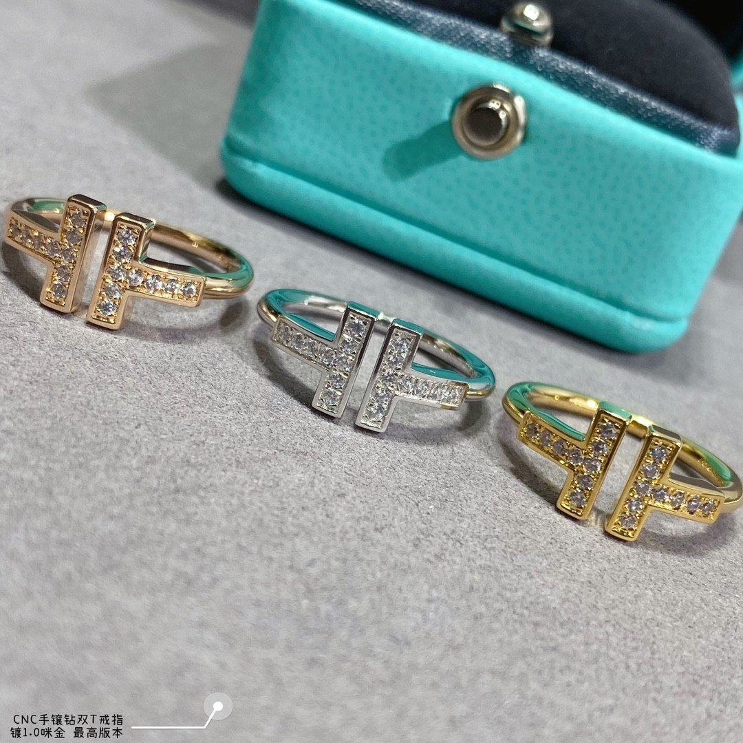 t*f*ny & co. double t Di*m*nd-banded ring