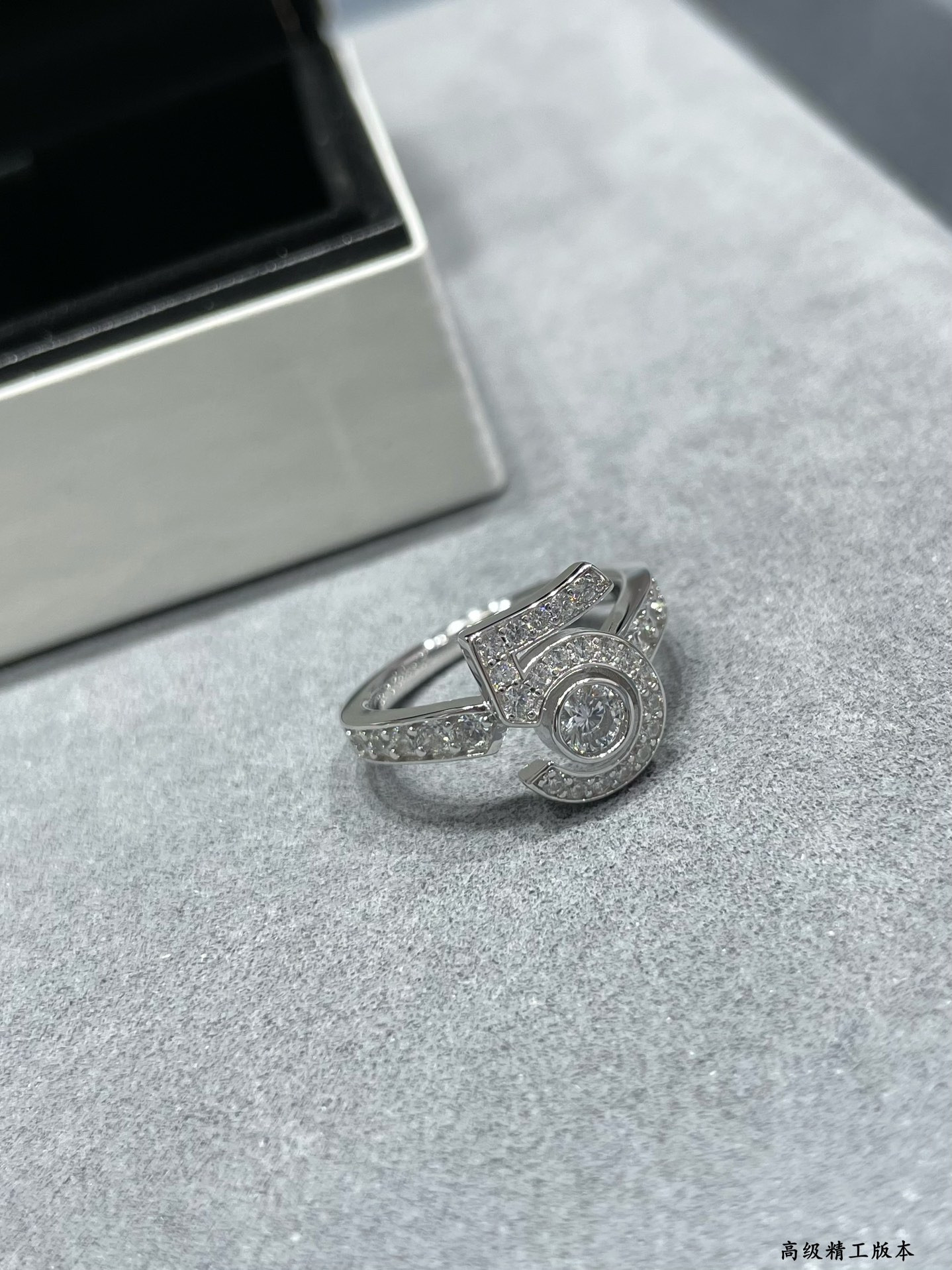 ch*el 5-word full Di*m*nd ring
