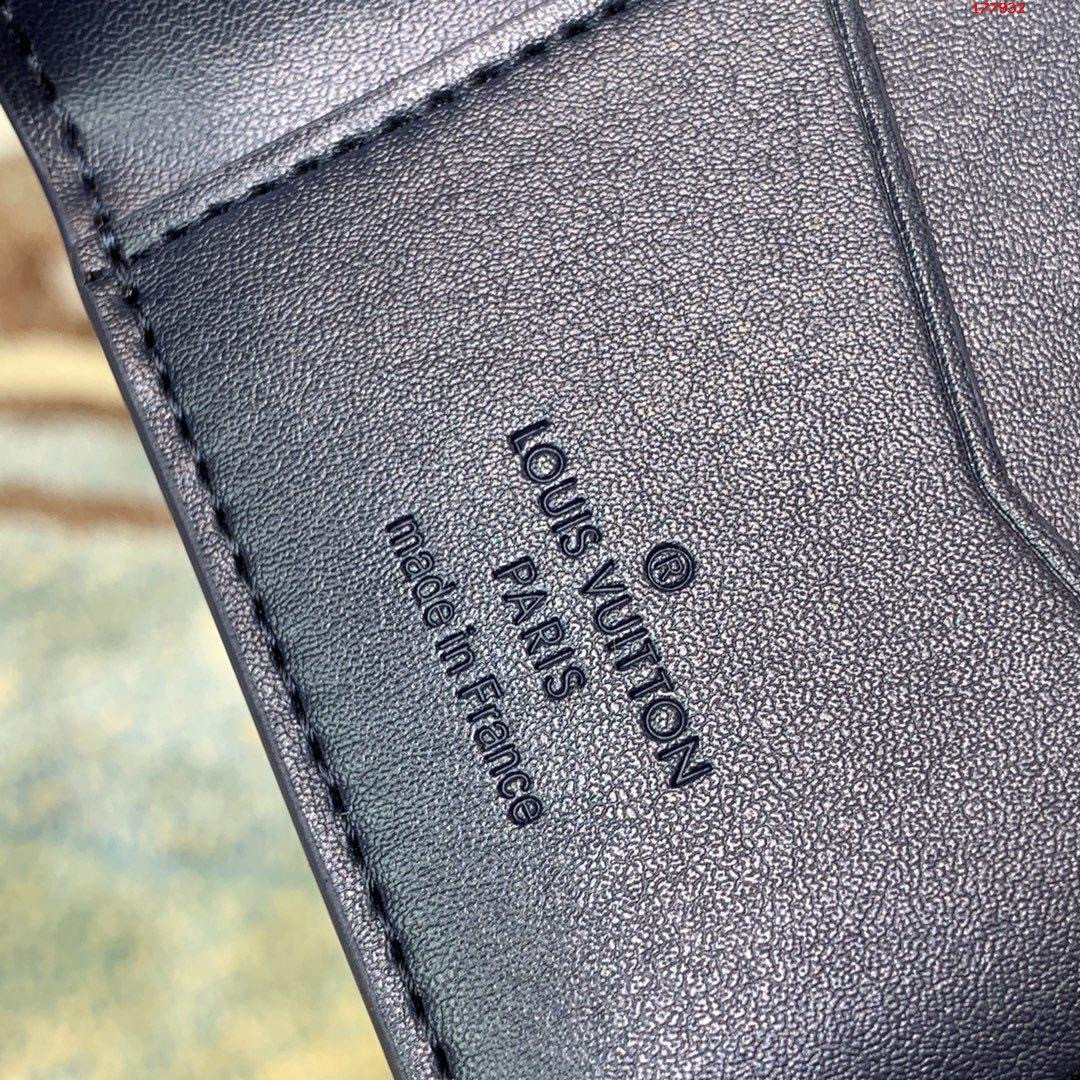 LV POCKET ORGANIZER M80421