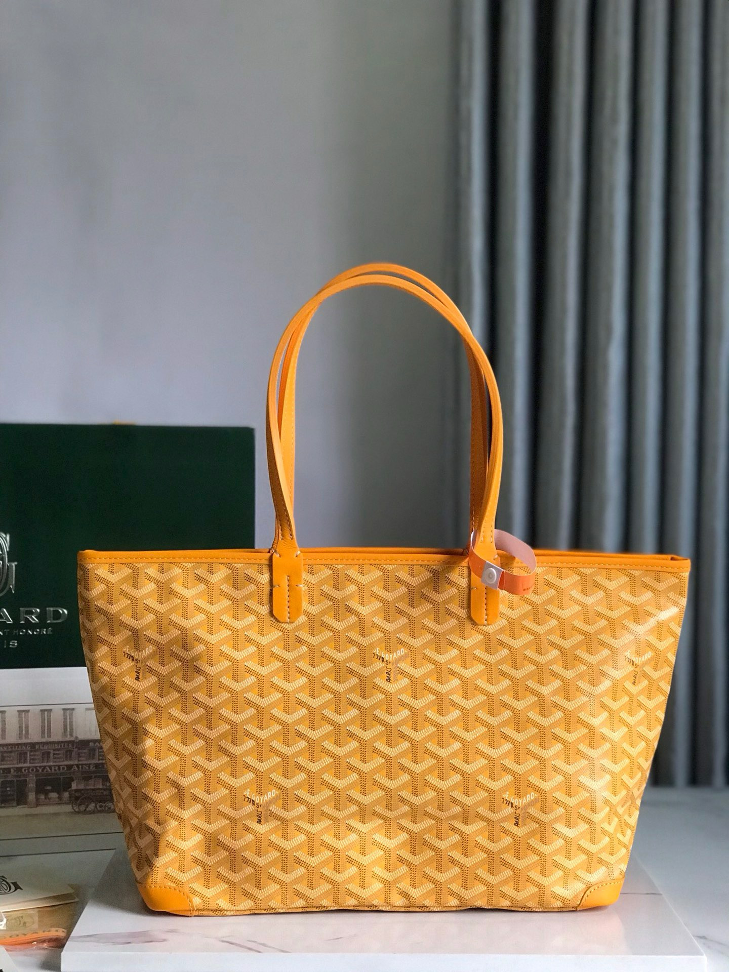 Go*ard saint l0*is gm bag 34 cm x 20 cm x 40 cm