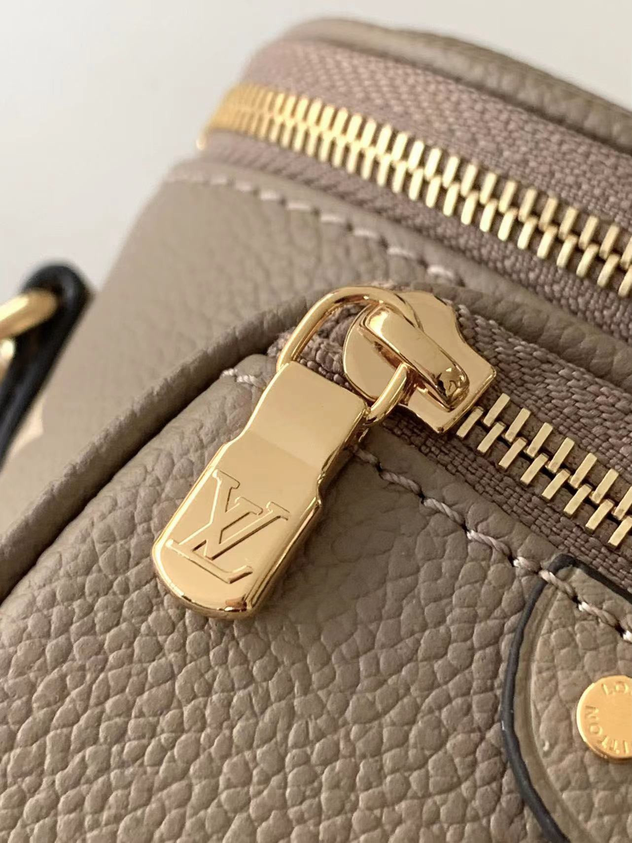 LV Mini Bumbag M83219 6.7 x 4.7 x 3.7 inches