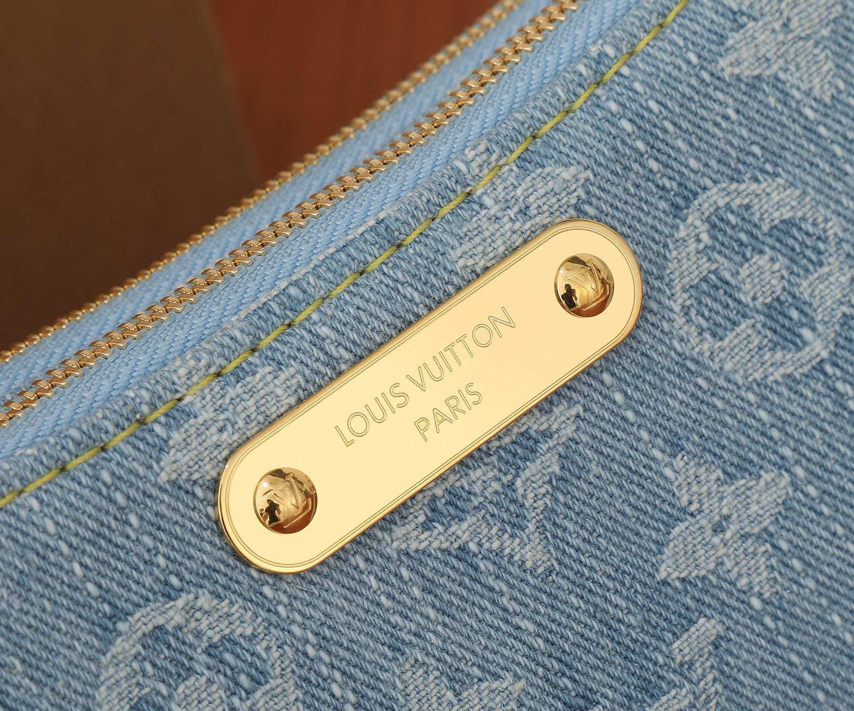 LV Pochette M83532 24.5× 13.5× 6.5CM