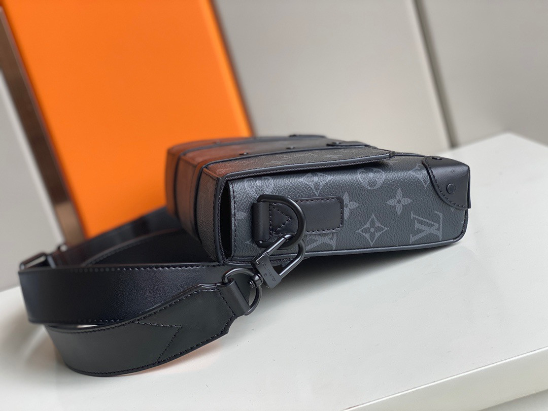 LV TRUNK MESSENGER M45727