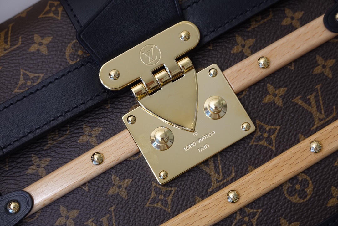 LV TRIANON PM M45908