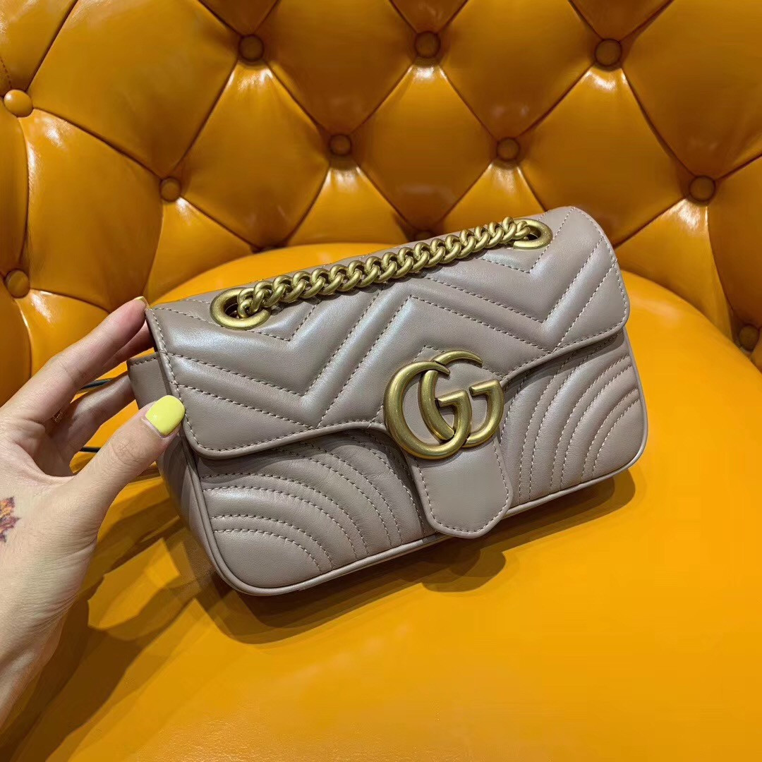 GG Marmont Shoulder Bag 22cm