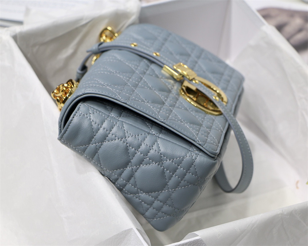 medium d*or caro bag cloud blue S*pple cannage calfskin 25.5 x 15.5 x 8 cm