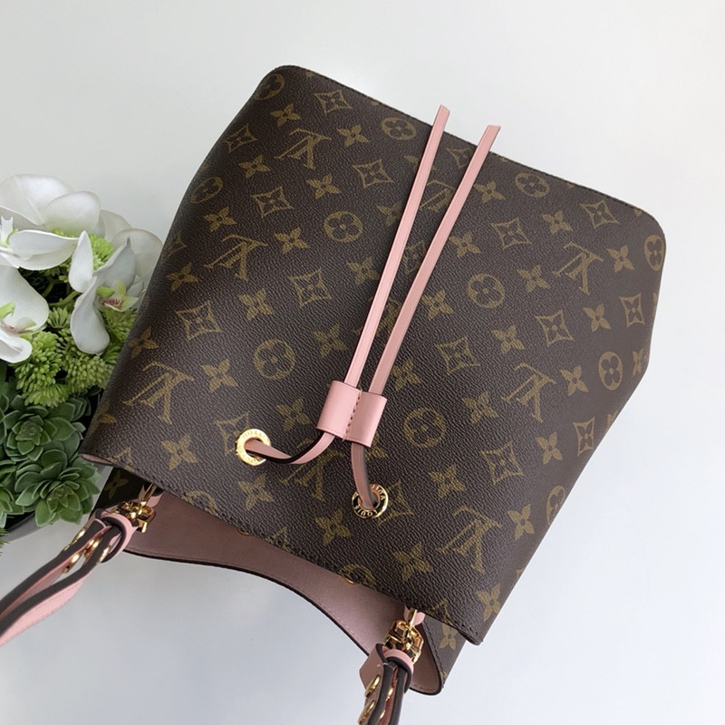 LV NéoNoé MM M44022 10.2 x 10.2 x 6.9 inches