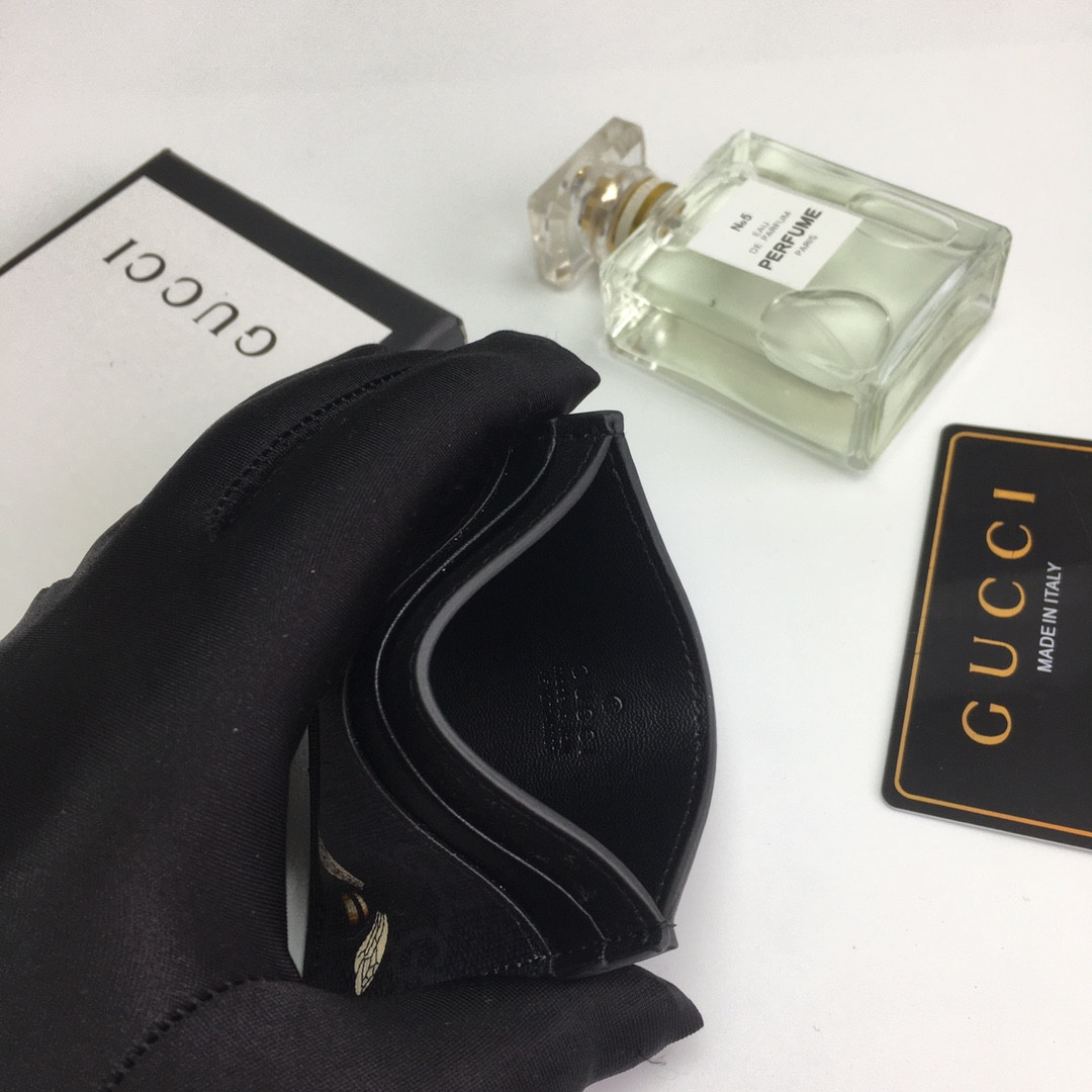 G*u*i gg card case wallet