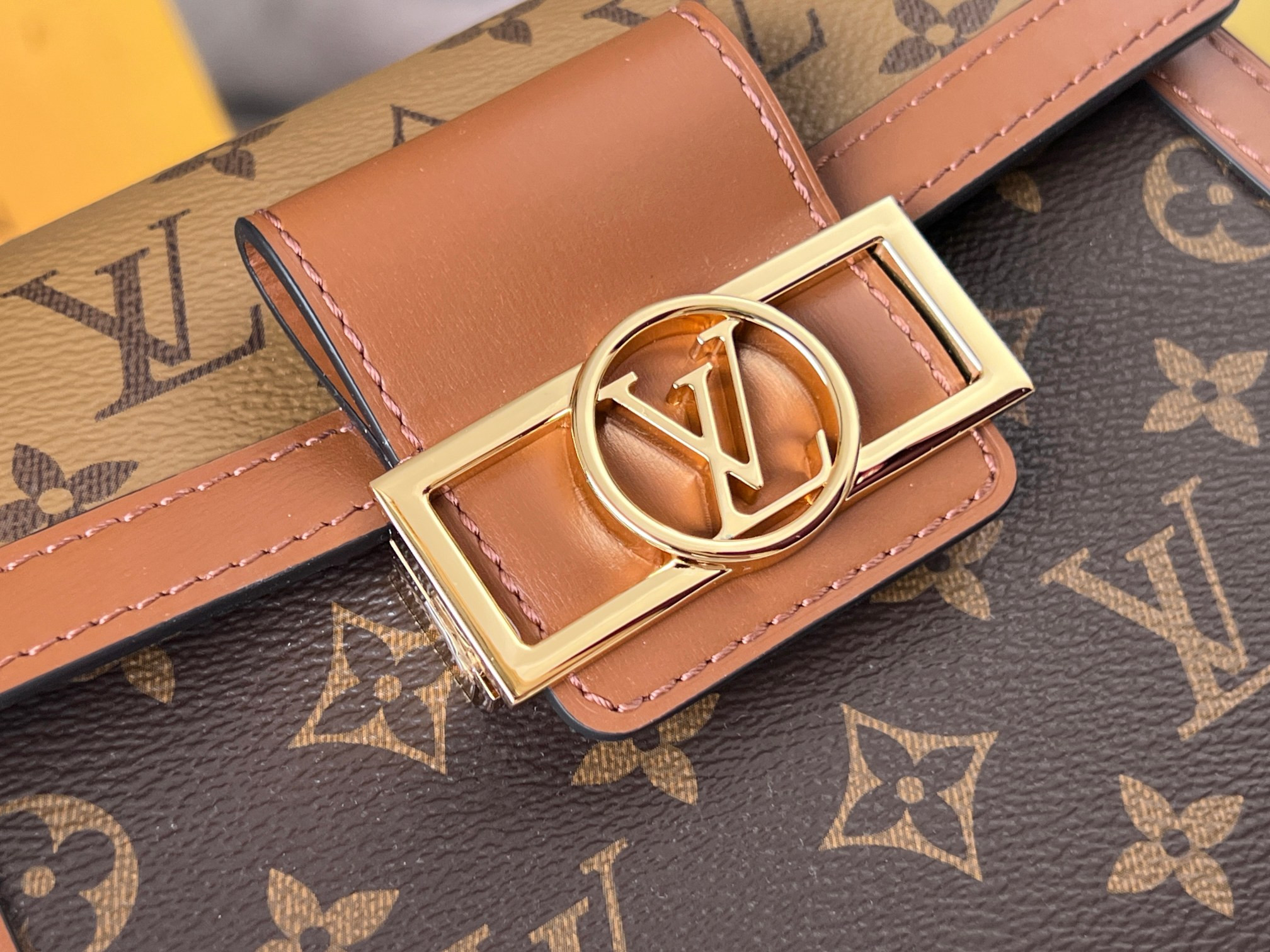 LV M46751 Dauphine Capitale 6.9 x 6.9 x 3.5 inches