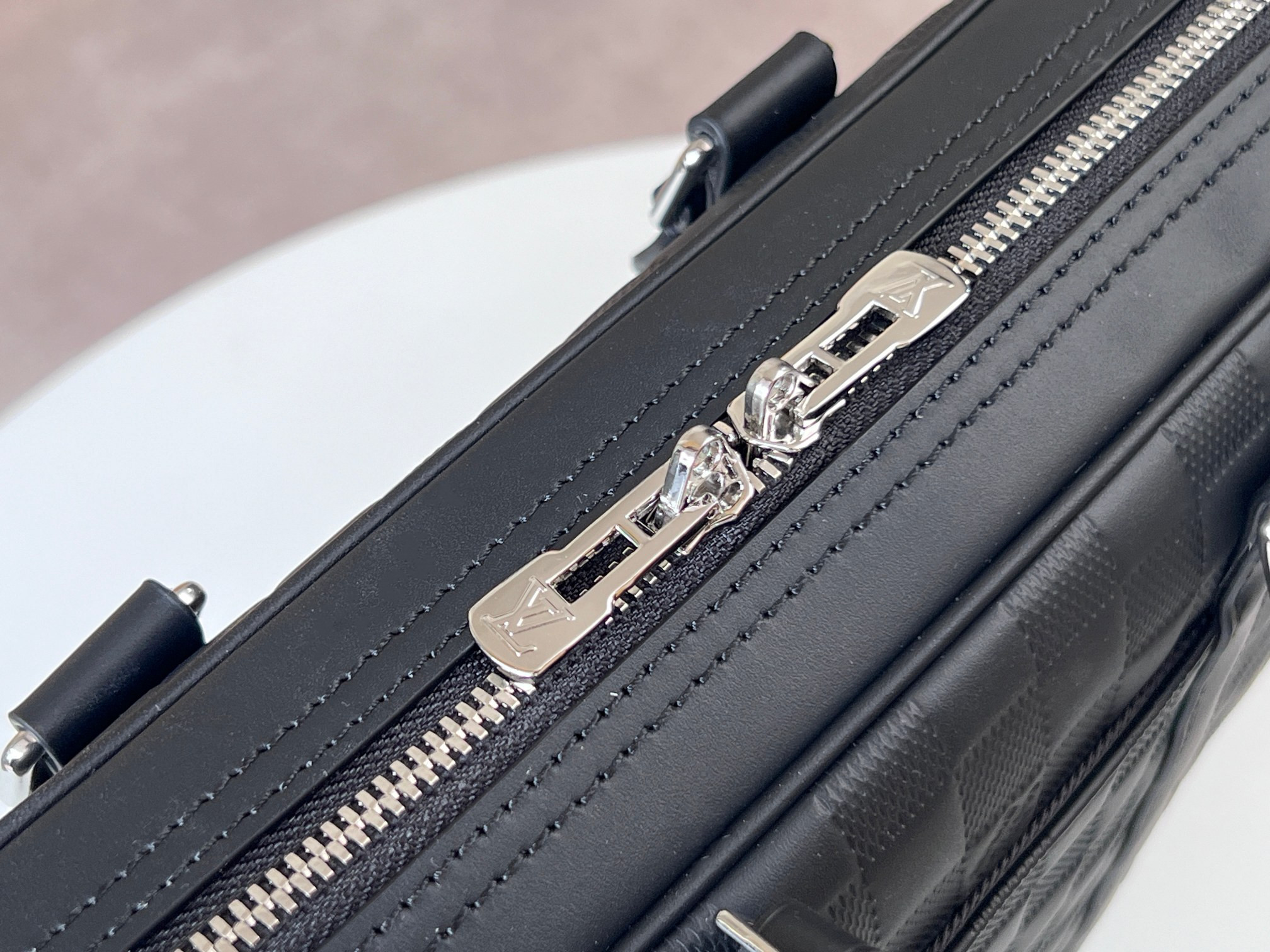 LV N40444 Porte-Documents Voyage PM 36.5 x 27.5 x 6 cm