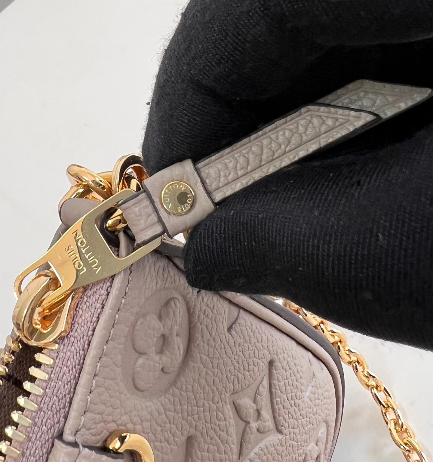 LV EASY POUCH ON STRAP M80347 7.5 x 4.5 x 1.2 inches