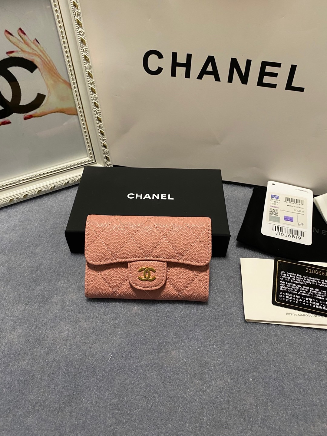 Ch*el card holder 11.3 x 7.5 x 2.5 cm