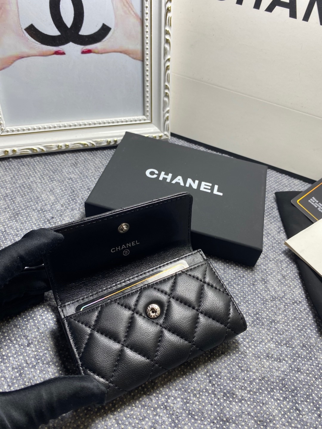 Ch*el card holder 11.3 x 7.5 x 2.5 cm