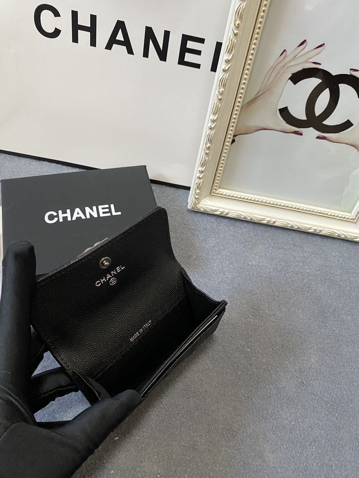 Ch*el flap wallet 12-7cm