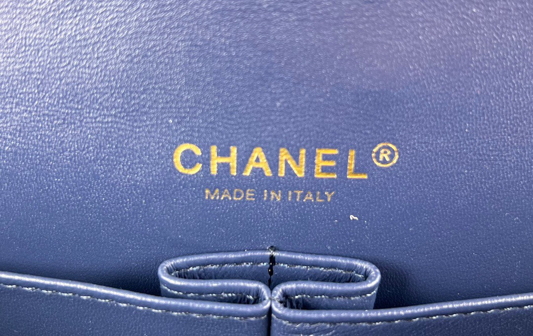 Ch*el classic 11.12 handbag tweed & gold-tone metal   6 × 9.9 × 2.5 in