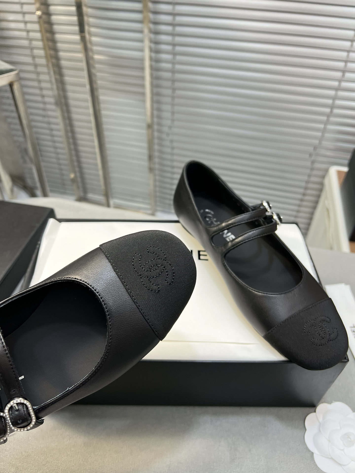 ua Ch*el mary janes  lambskin & grosgrain