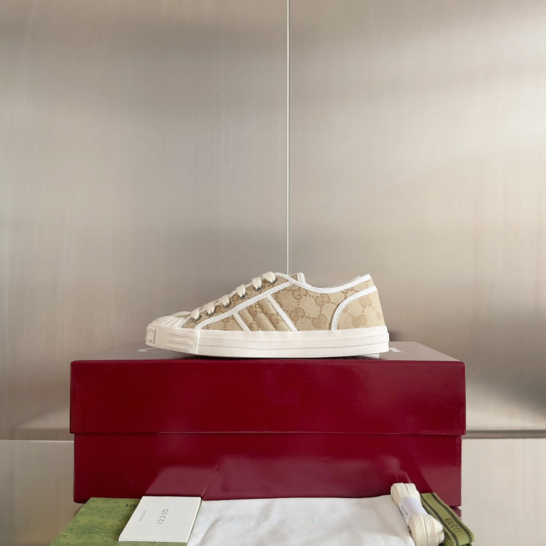ua G*u*i gg sneaker