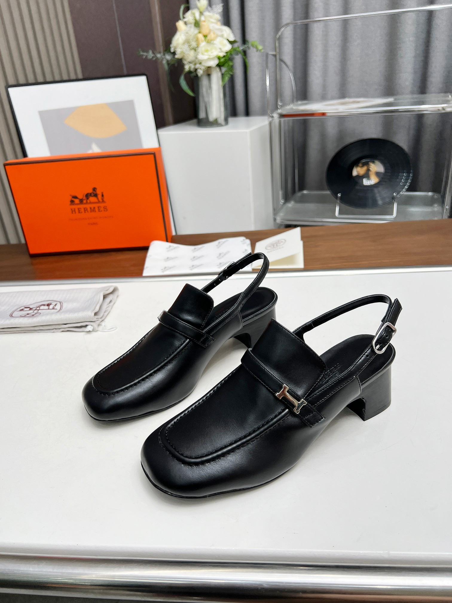 ua H**me5 infinie 50 pump