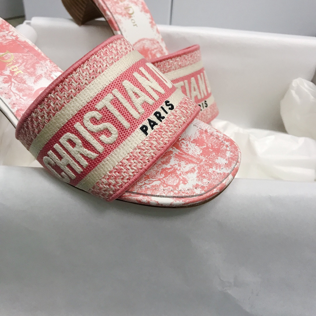 ua D*or dway heeled slide
