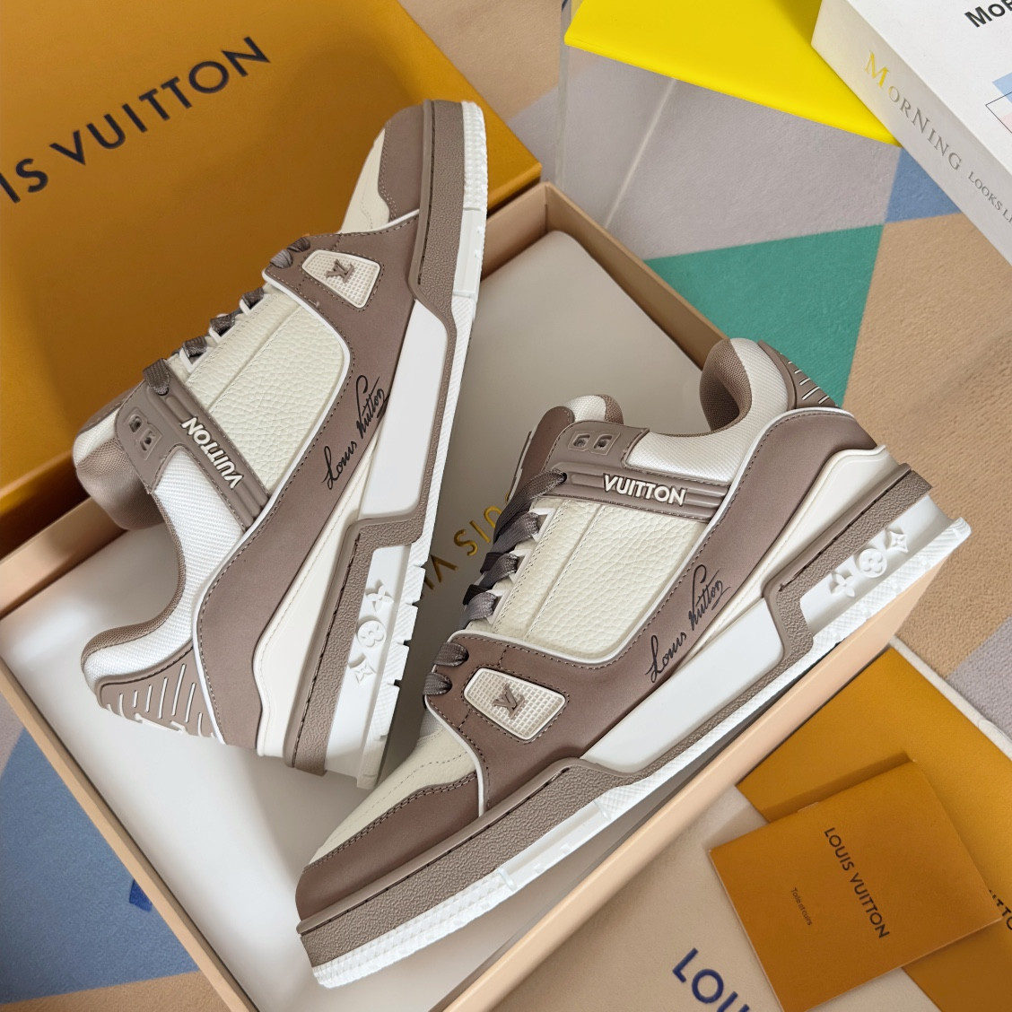 UA LV Trainer Sneaker