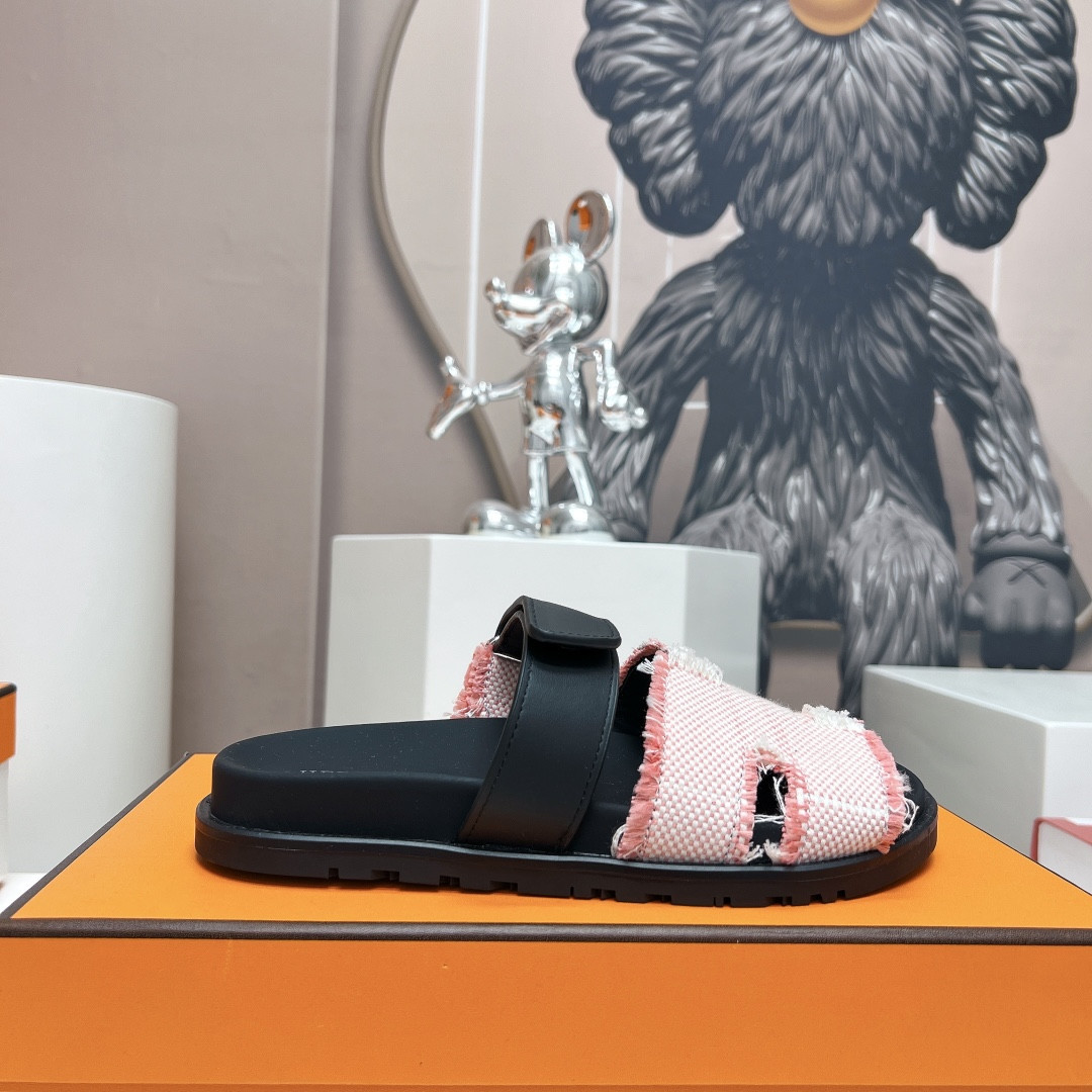 ua H**me5 chypre sandal