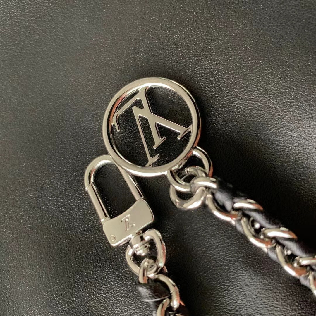LV Atlantis BB M113871 17x17x7CM