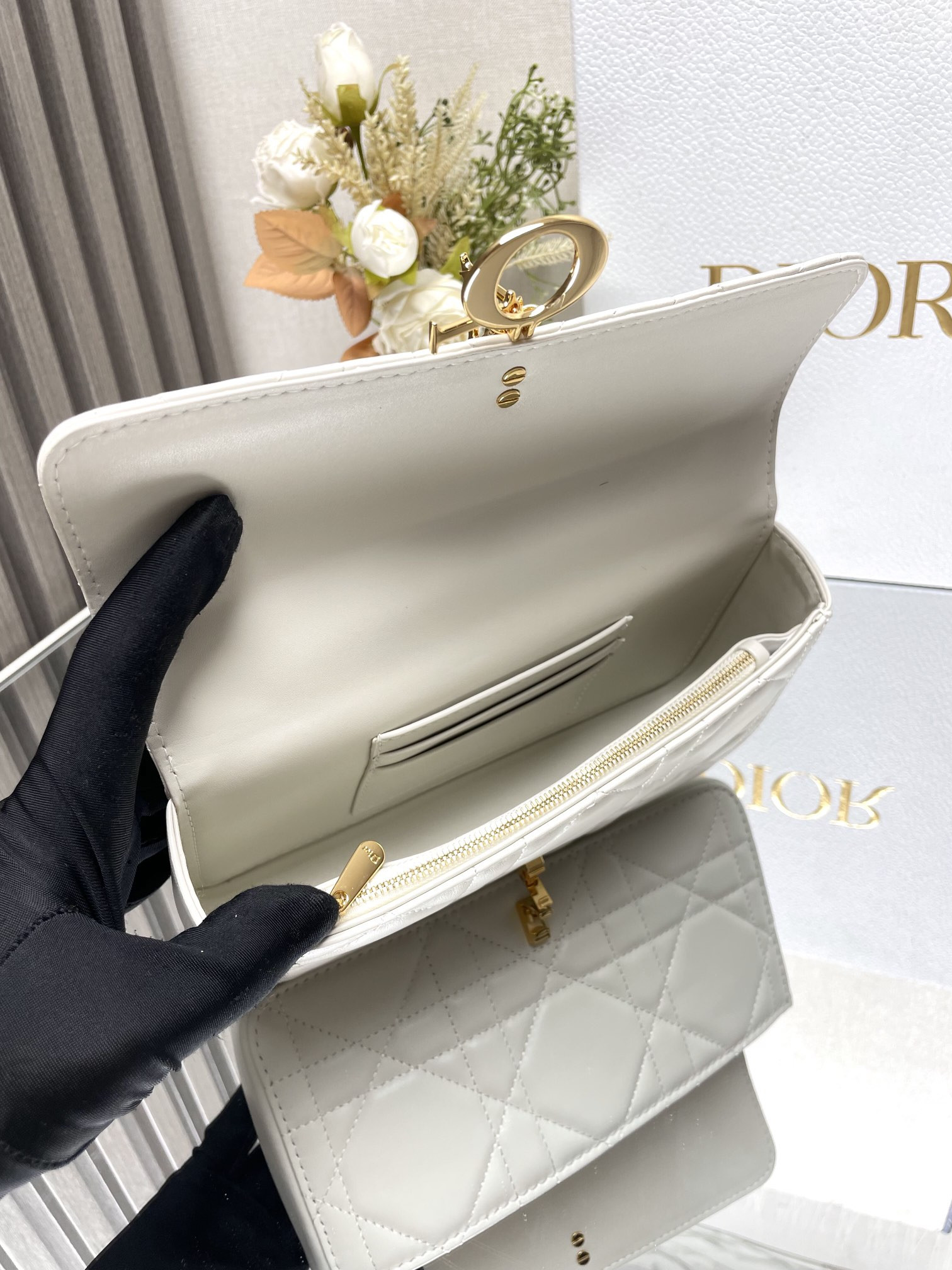 D*or miss daisy mini bag 22 x 12.5 x 4 cm