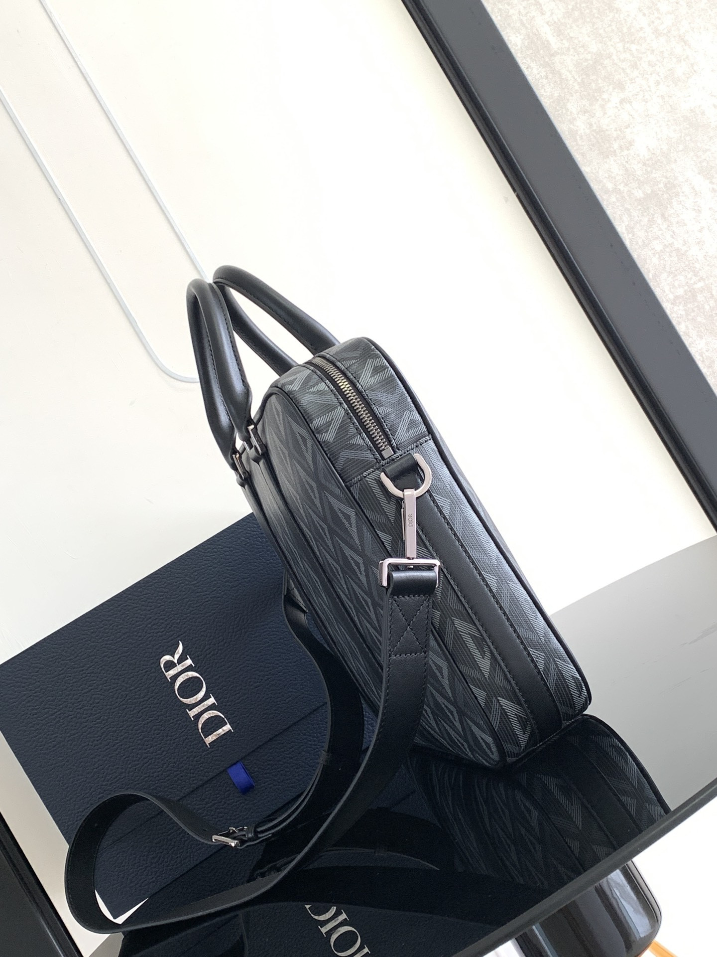 d*or zipped briefcase black cd Di*m*nd canvas and black grained calfskin 37 x 28 x 6 cm