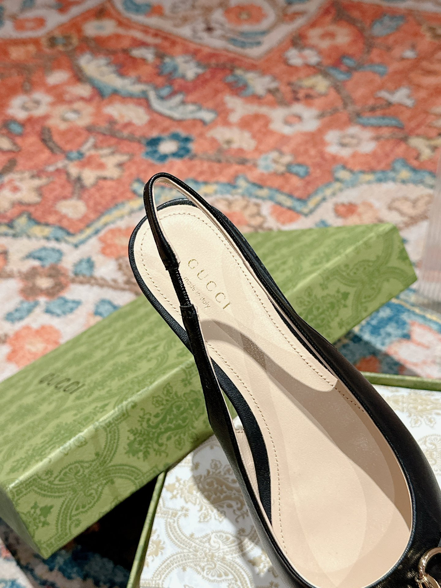 ua G*u*i horsebit slingback flat