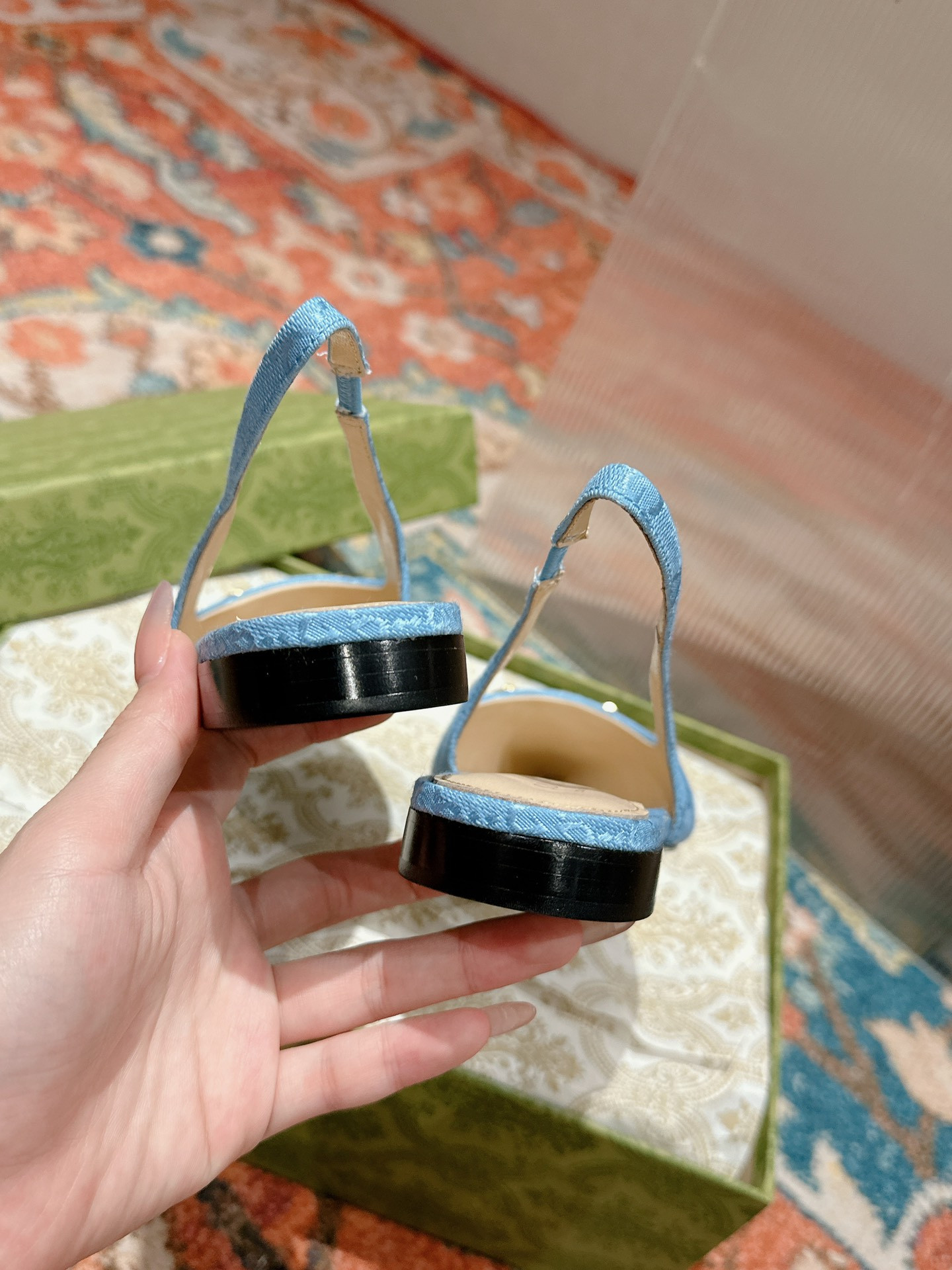 ua G*u*i horsebit slingback flat
