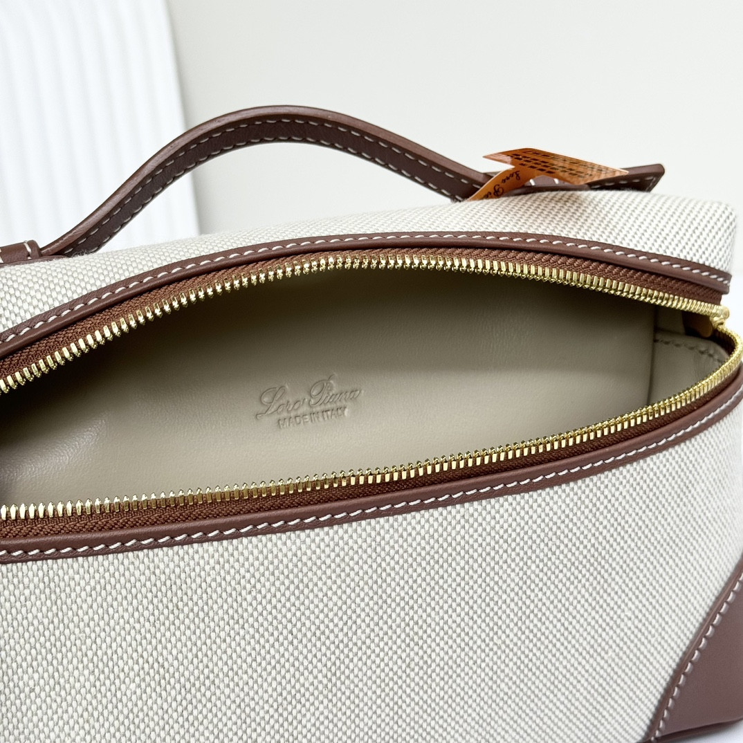 L**o p*ana extra pocket l19 cotton, linen 11 x 19 x 6.5 cm