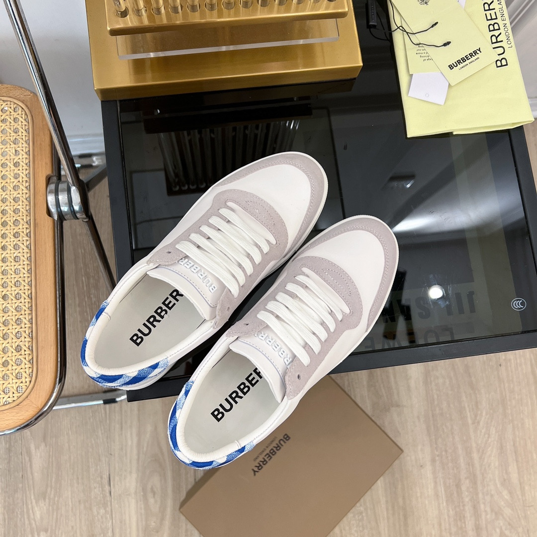 ua B**rry sneakers