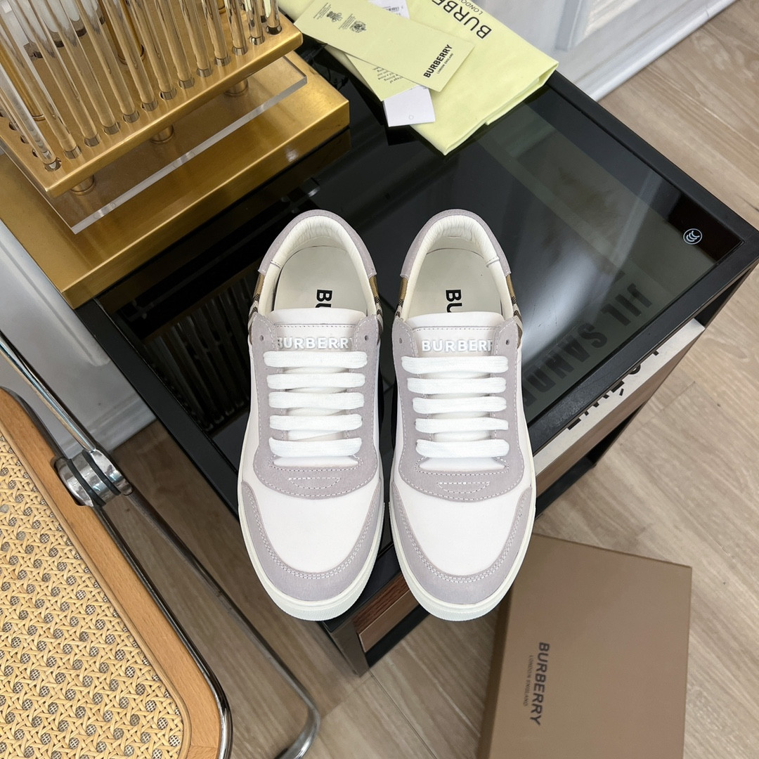 ua B**rry sneakers