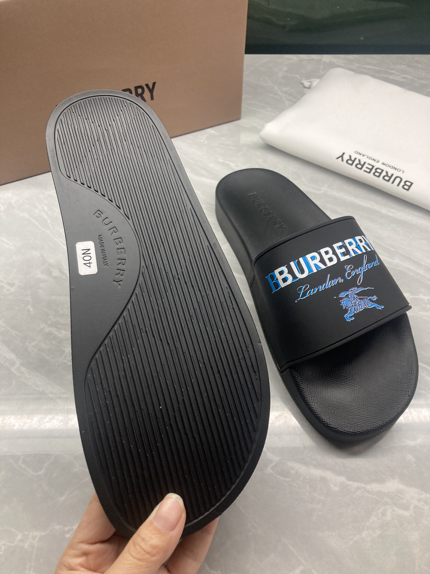 B**rry slides