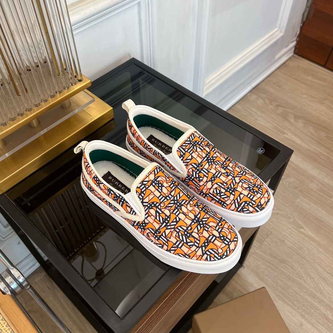 ua B**rry slip on sneakers