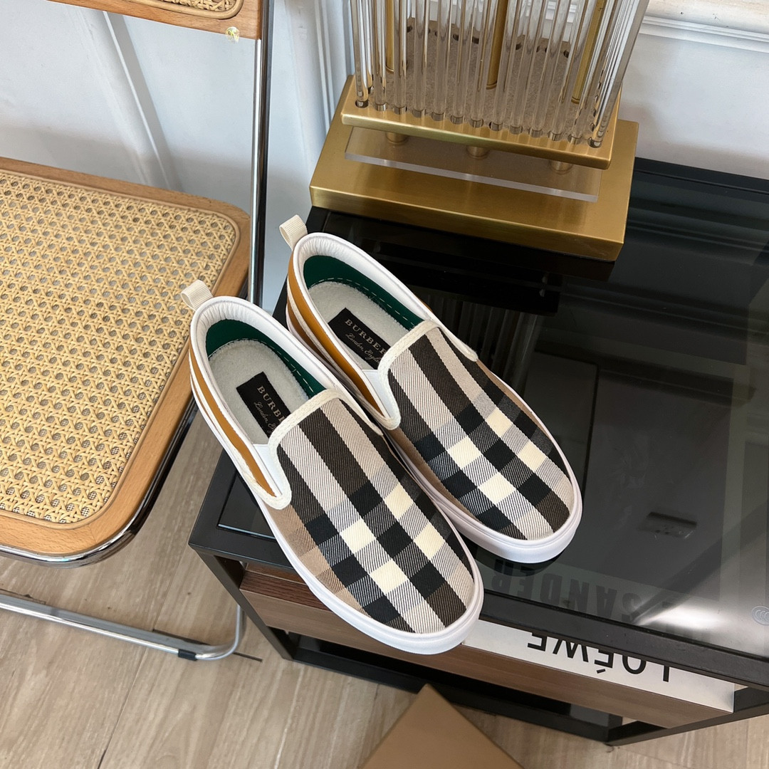 ua B**rry slip on sneakers
