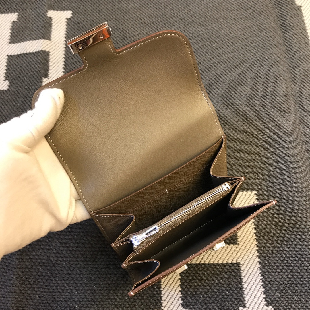 H**me5 wallet 13x12cm