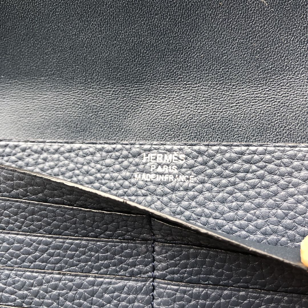 H**me5 dogon duo wallet