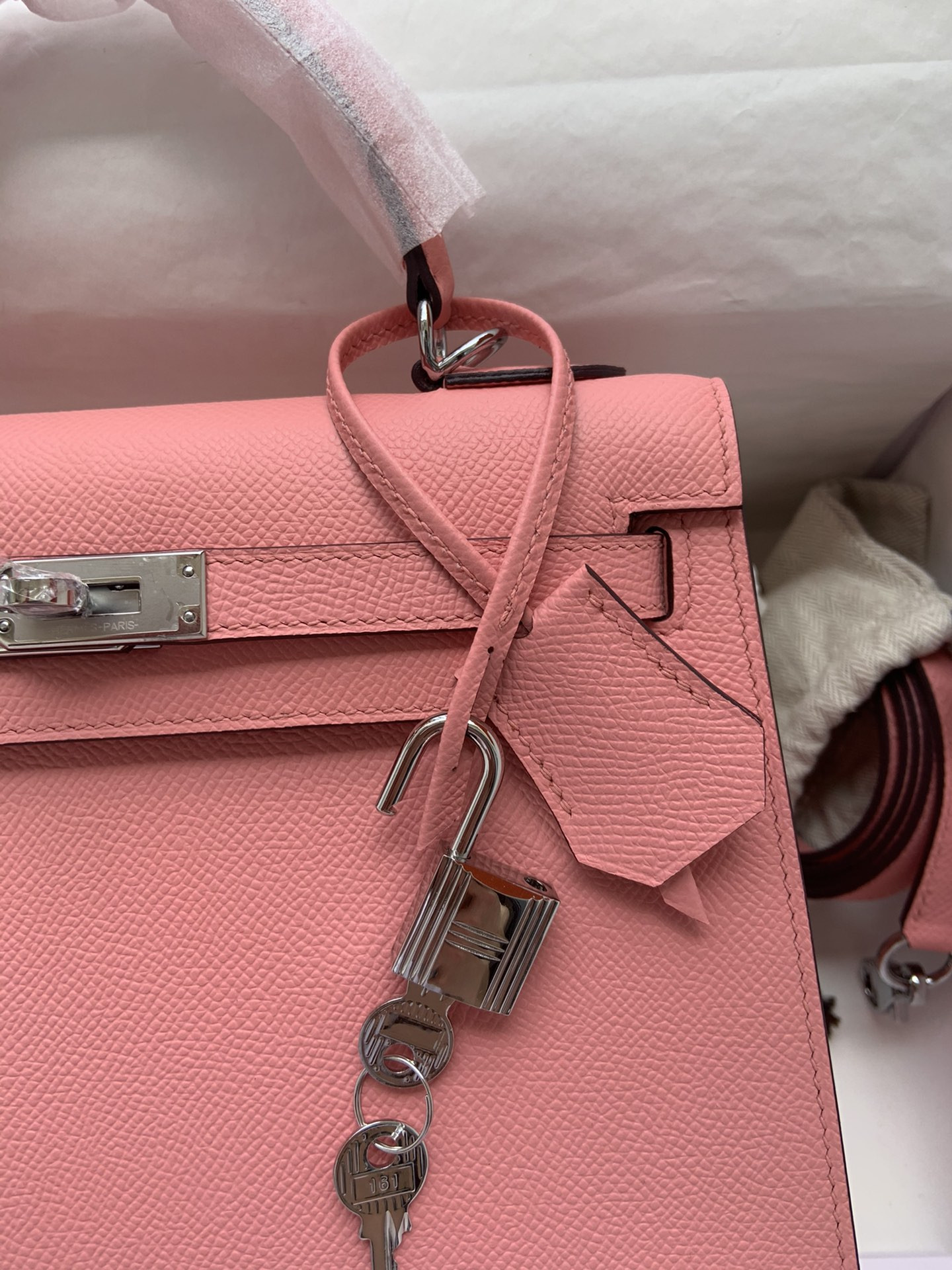 HERMÈS Kelly Silver-tone Hardware 25 28