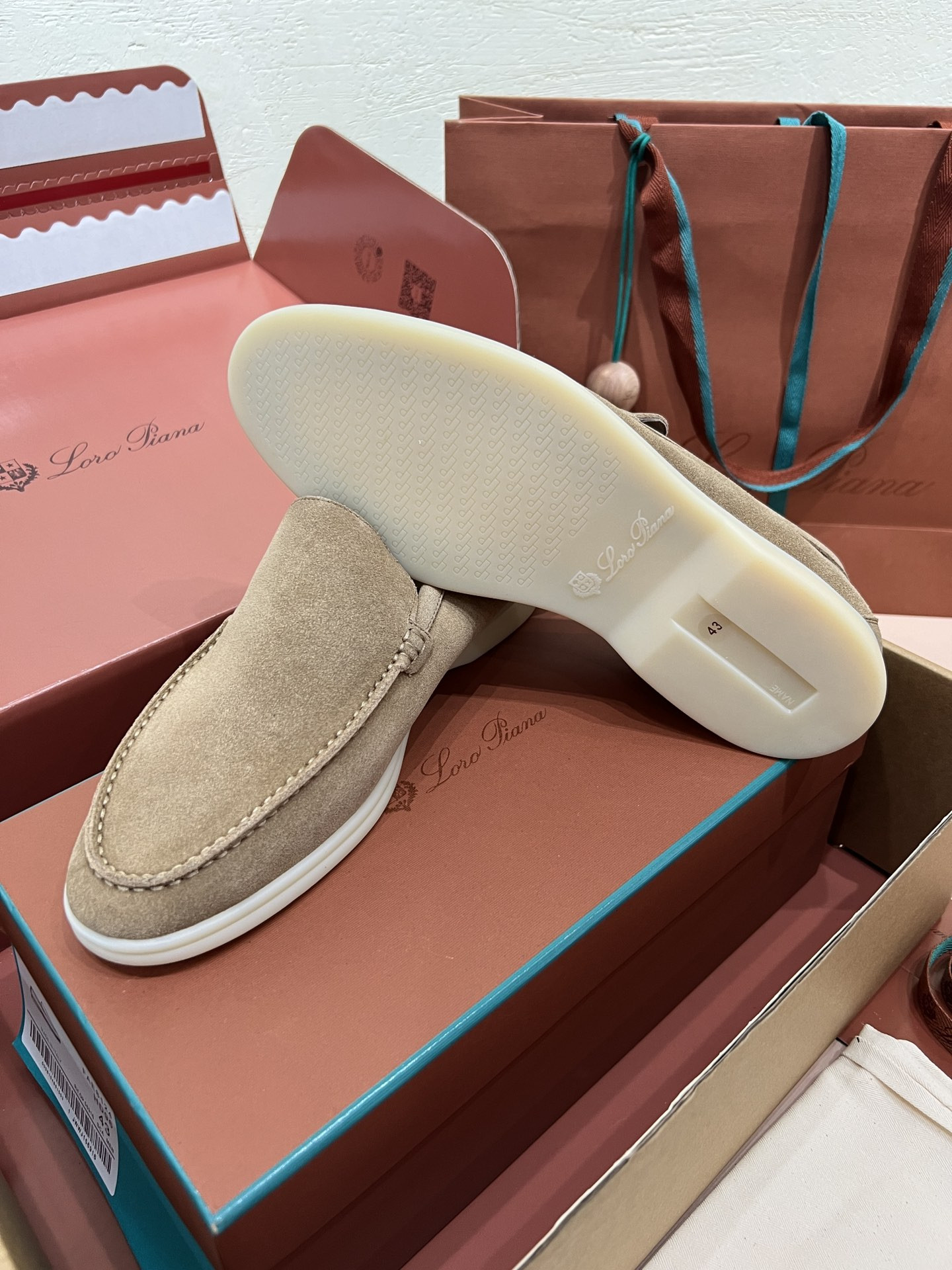 ua L**o p*ana summer walk loafers