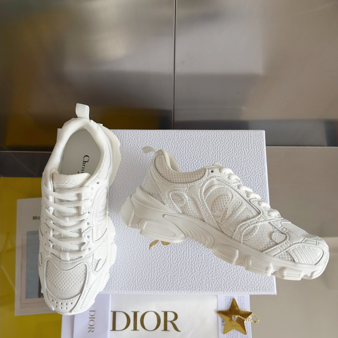 ua D*or chrono sneaker