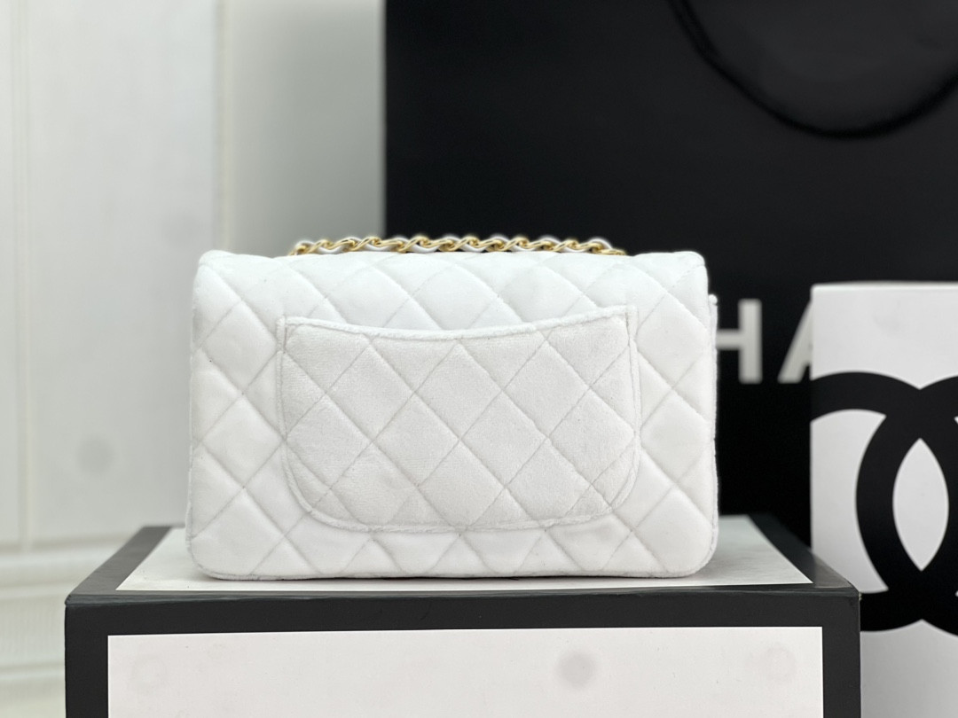 Ch*el classic flap bag 20cm