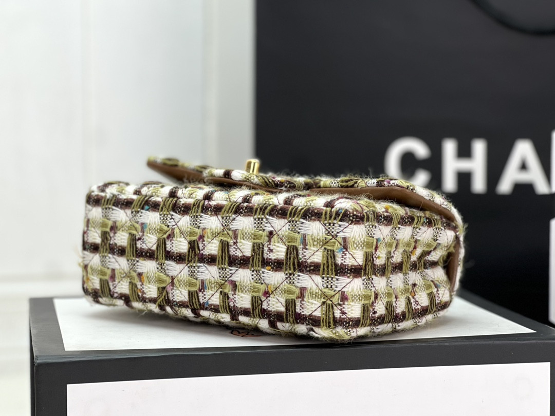 Ch*el classic flap bag 20cm