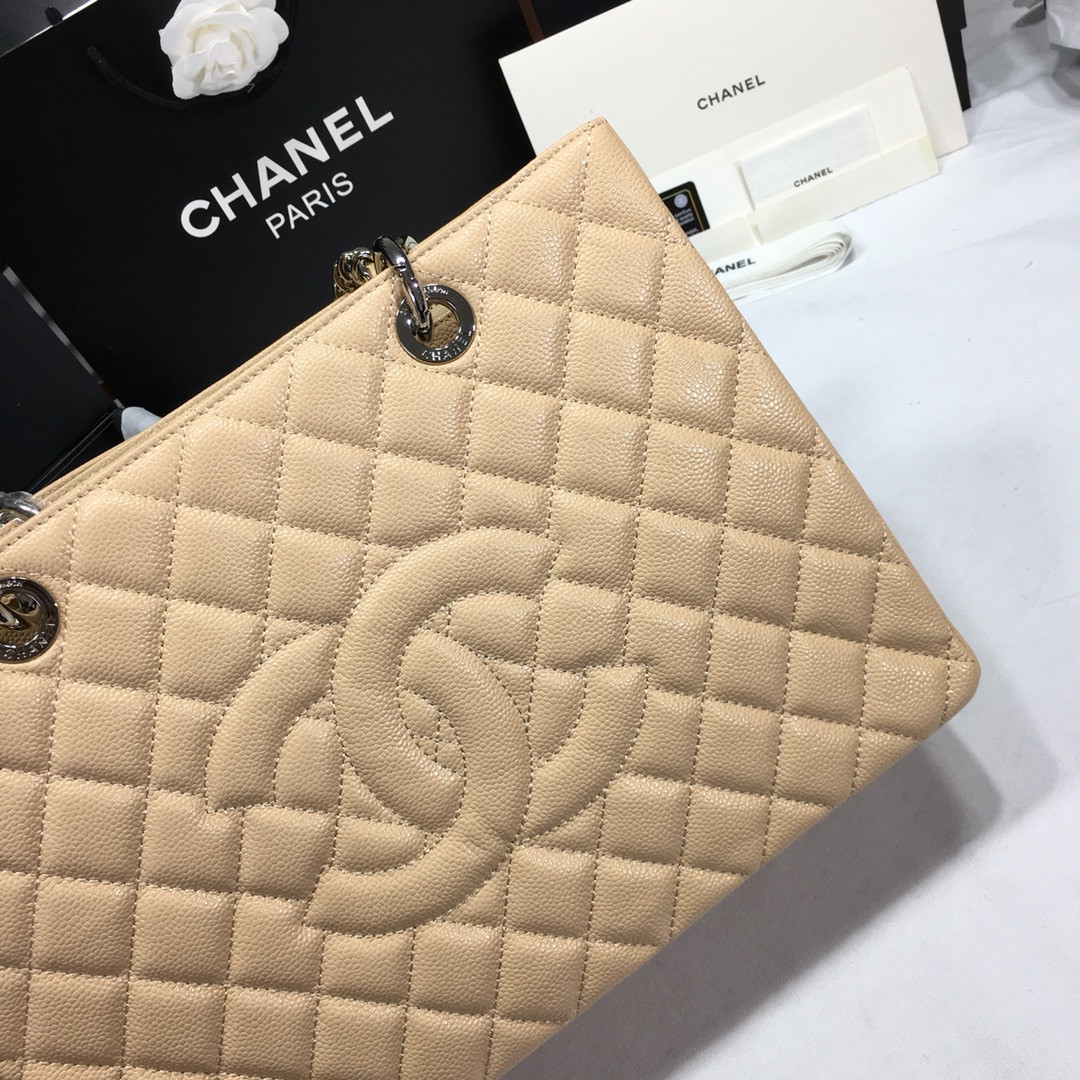 Ch*el gst caviar leather hardware 24x33x13cm