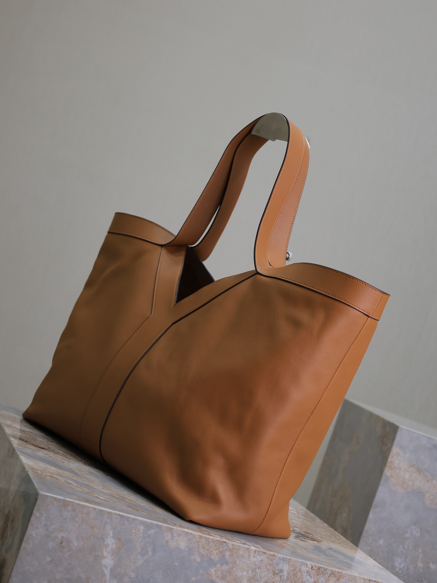 Y*L why tote 38 39x34x22cm