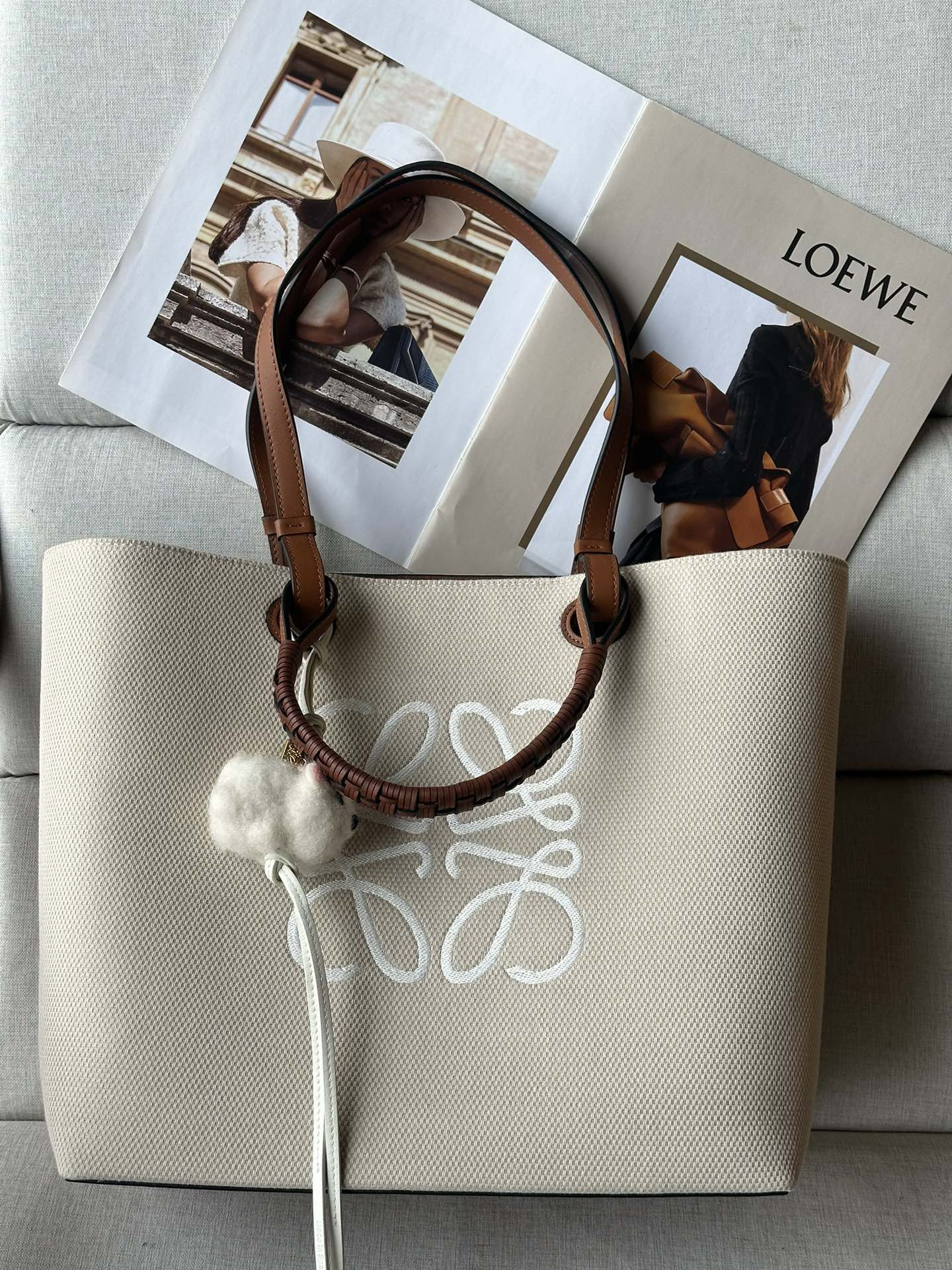 L0ew* anagram tote 32x18x12cm