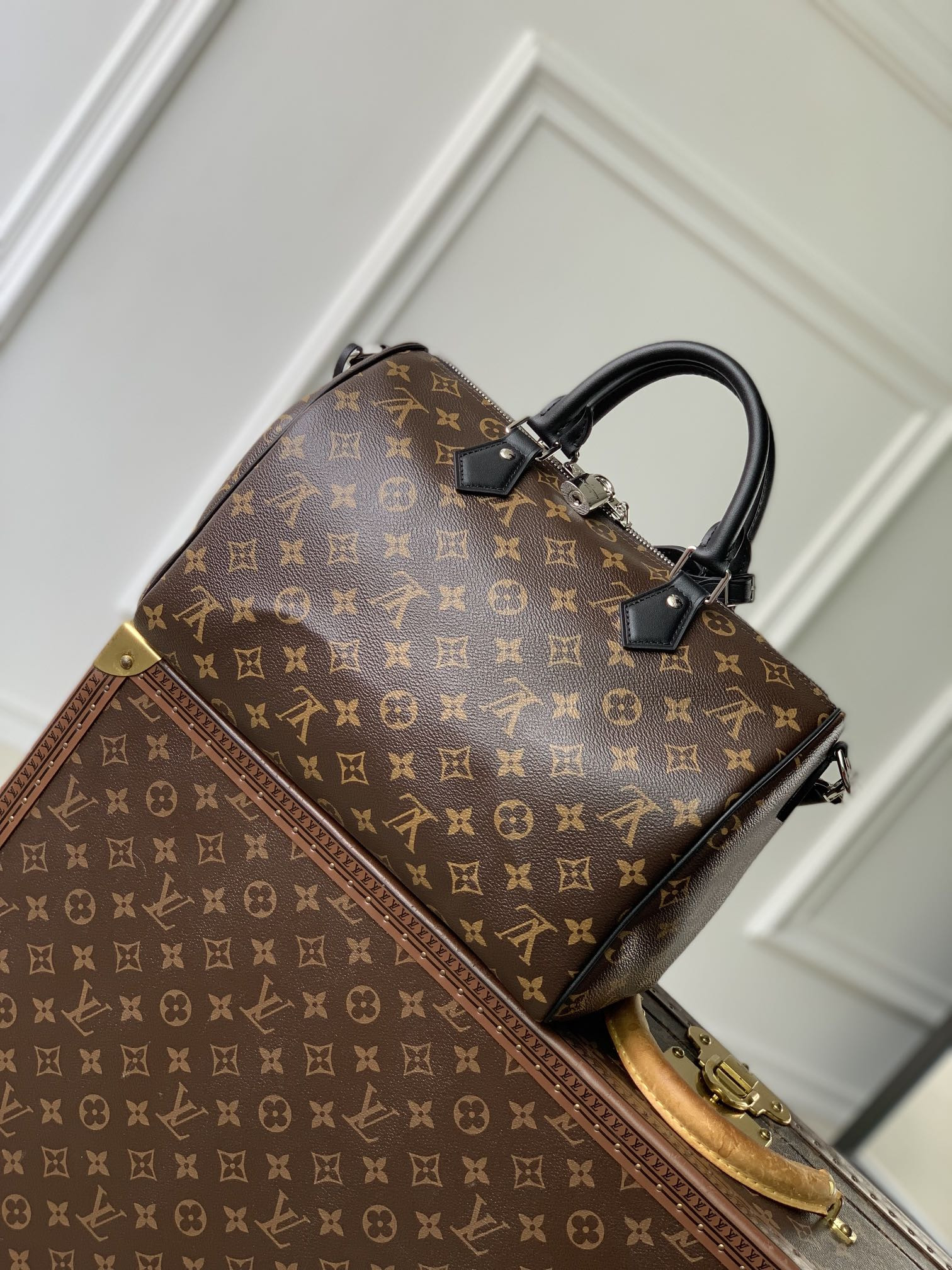 LV Speedy Soft 30 Dark M12243  21 x 17 x 30 cm