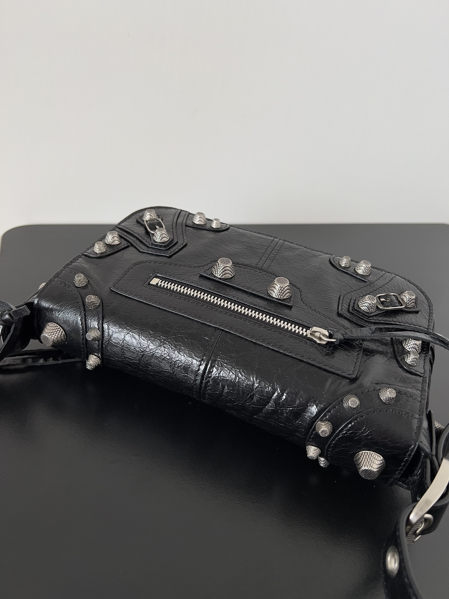 Ba*len*cia*ga le cagole mini flap bag in black 20 x 14 x 5 cm