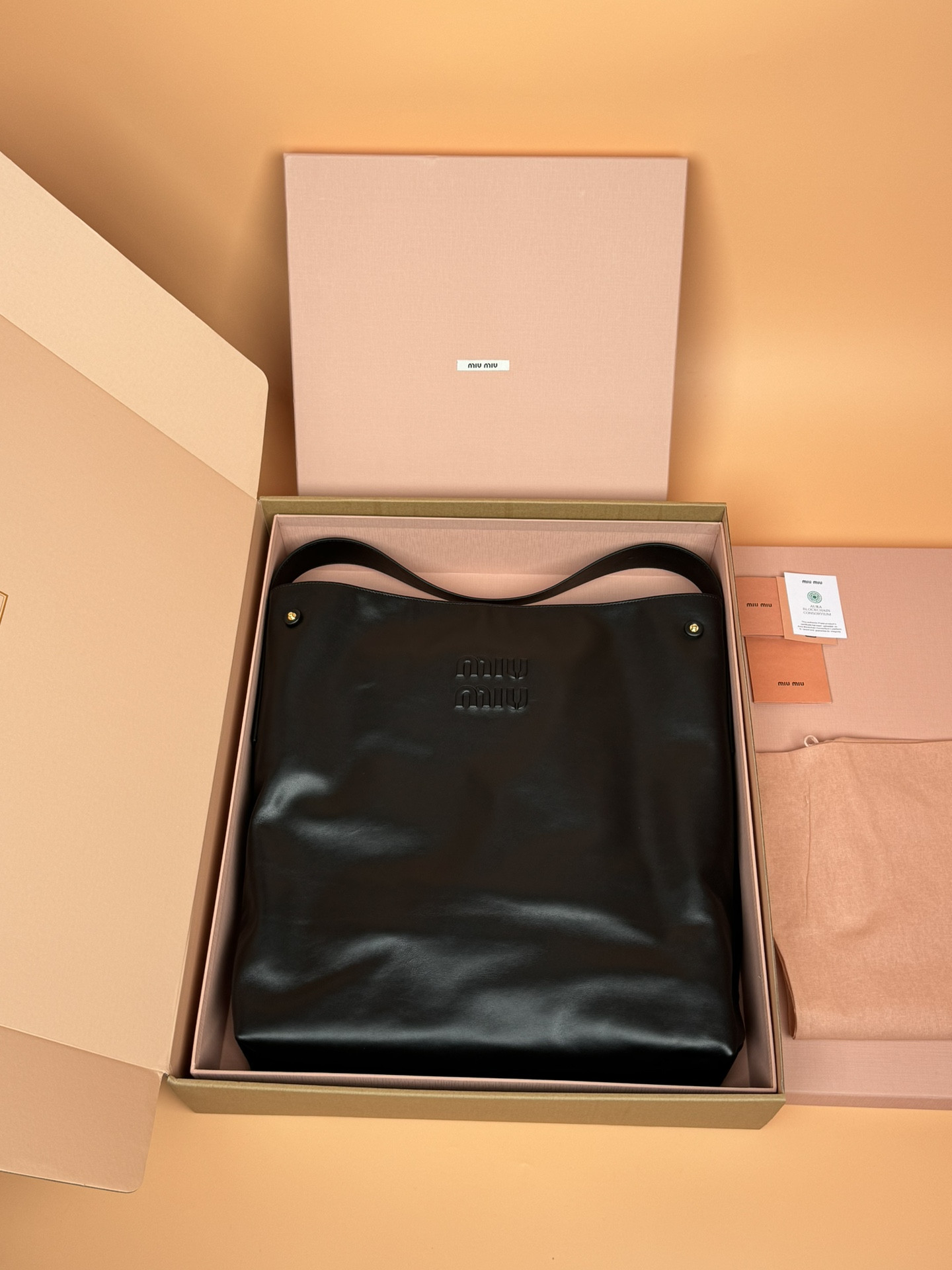 Miu Miu Leather Hobo Bag  41×46×11cm